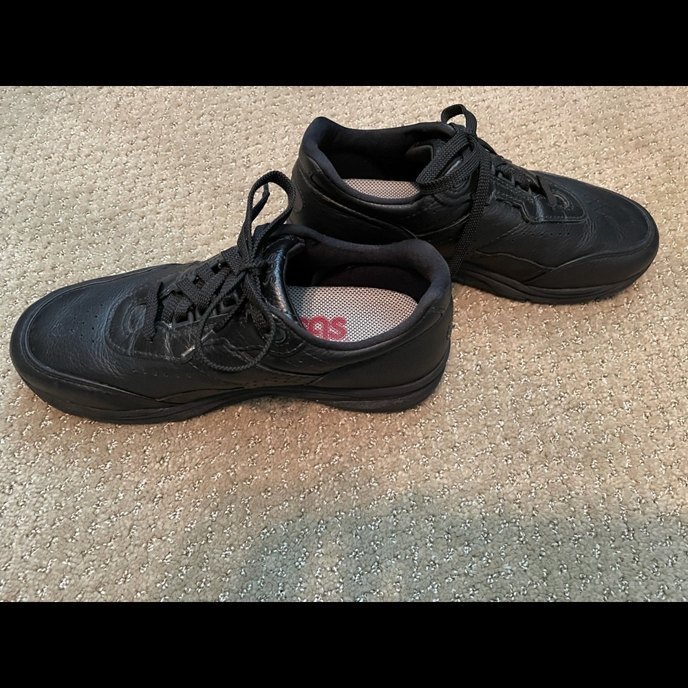 SAS Tour shoes basically NWOT - Picture 7 of 11